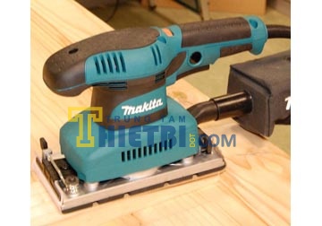 Máy chà nhám rung hình chữ nhật Makita BO3710